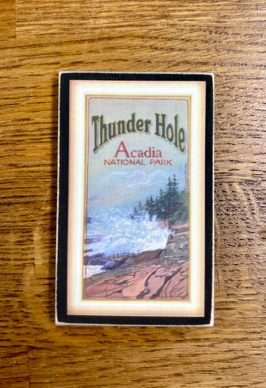 Thunder Hole is a popular destination year-round along the rocky eastern shoreline of Mount Desert Island. This magnet is made by hand by Gallery Concepts. A souvenir celebrating Acadia National Park.